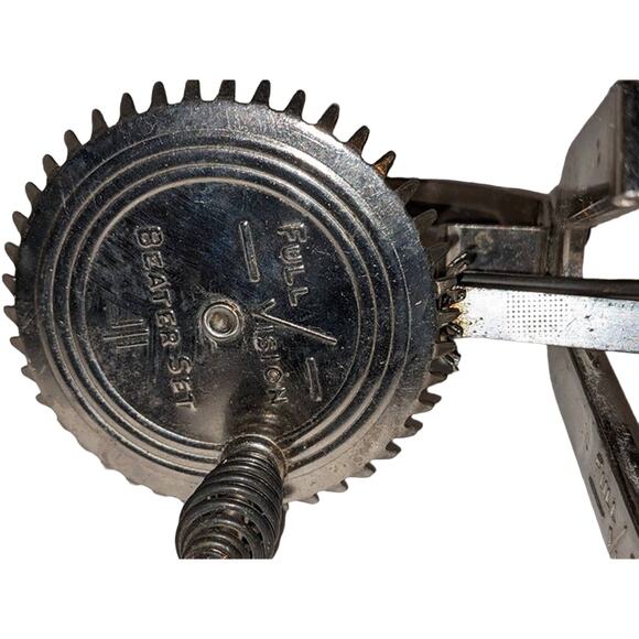 Vintage Antique Kitchen Utensils Farmhouse Rustic Primitive Hand Mixer Bromwell - Picture 13 of 15